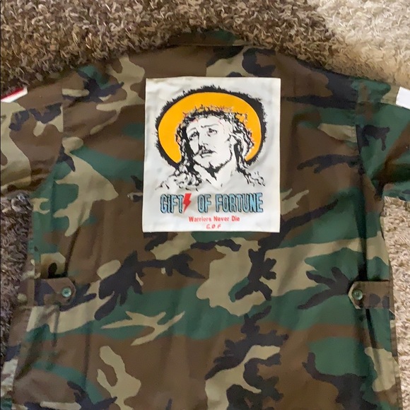 Button down Army camouflage shirt - Picture 3 of 4